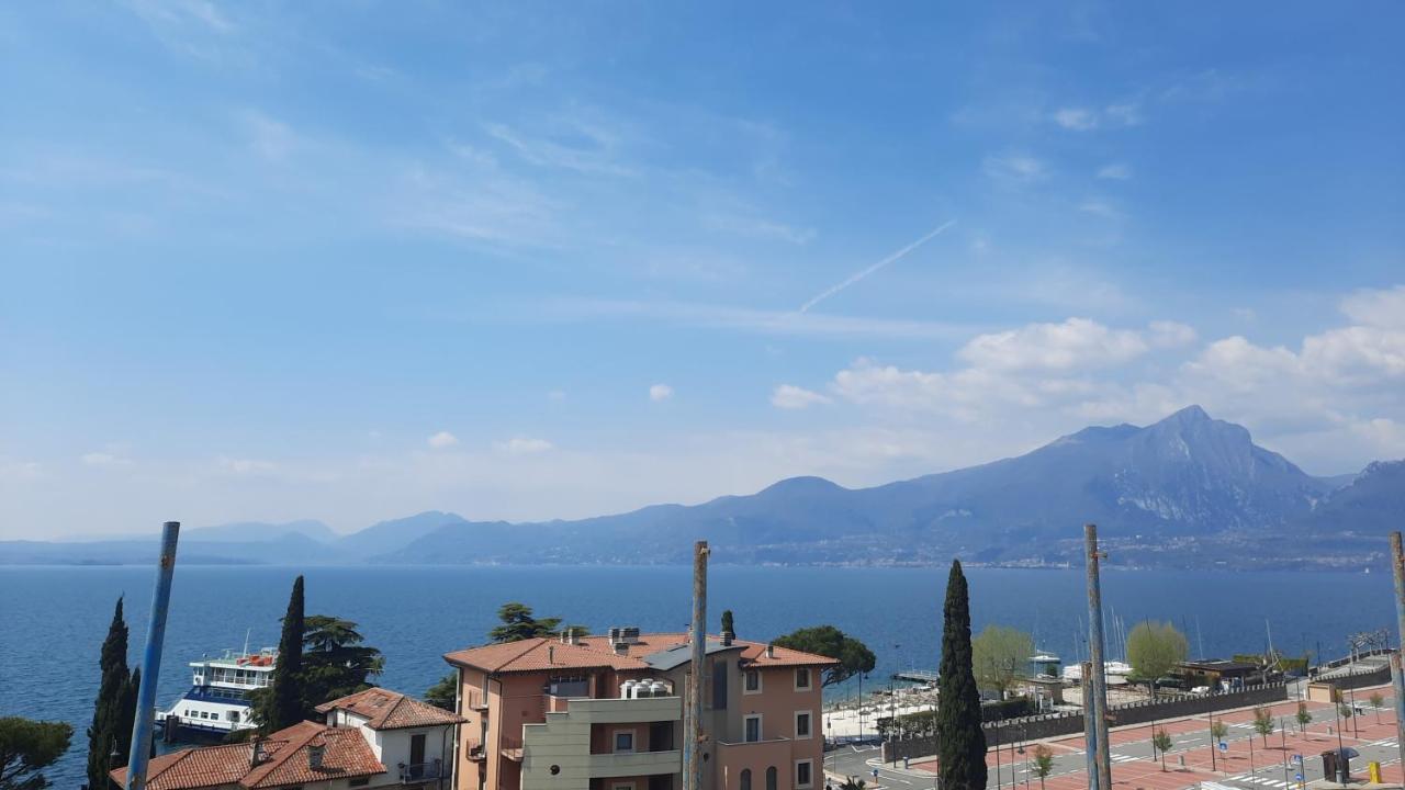 Hotel Ristorante Al Caminetto Worldhotels Crafted Adults Only Torri Del Benaco Eksteriør billede