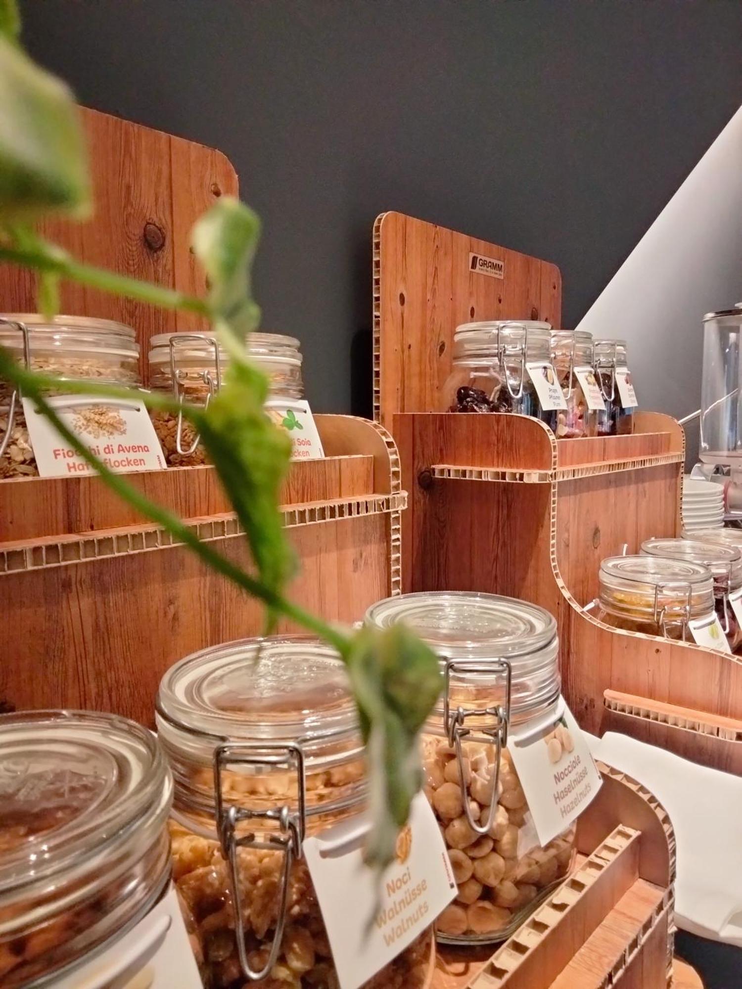 Hotel Ristorante Al Caminetto Worldhotels Crafted Adults Only Torri Del Benaco Eksteriør billede